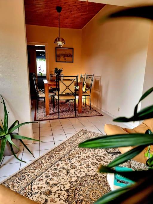 Apartmán Eine Oase Bei Tara In Waldacker Rödermark Exteriér fotografie